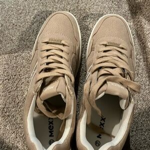 New Without Tags Men’s MEXX sneakers
